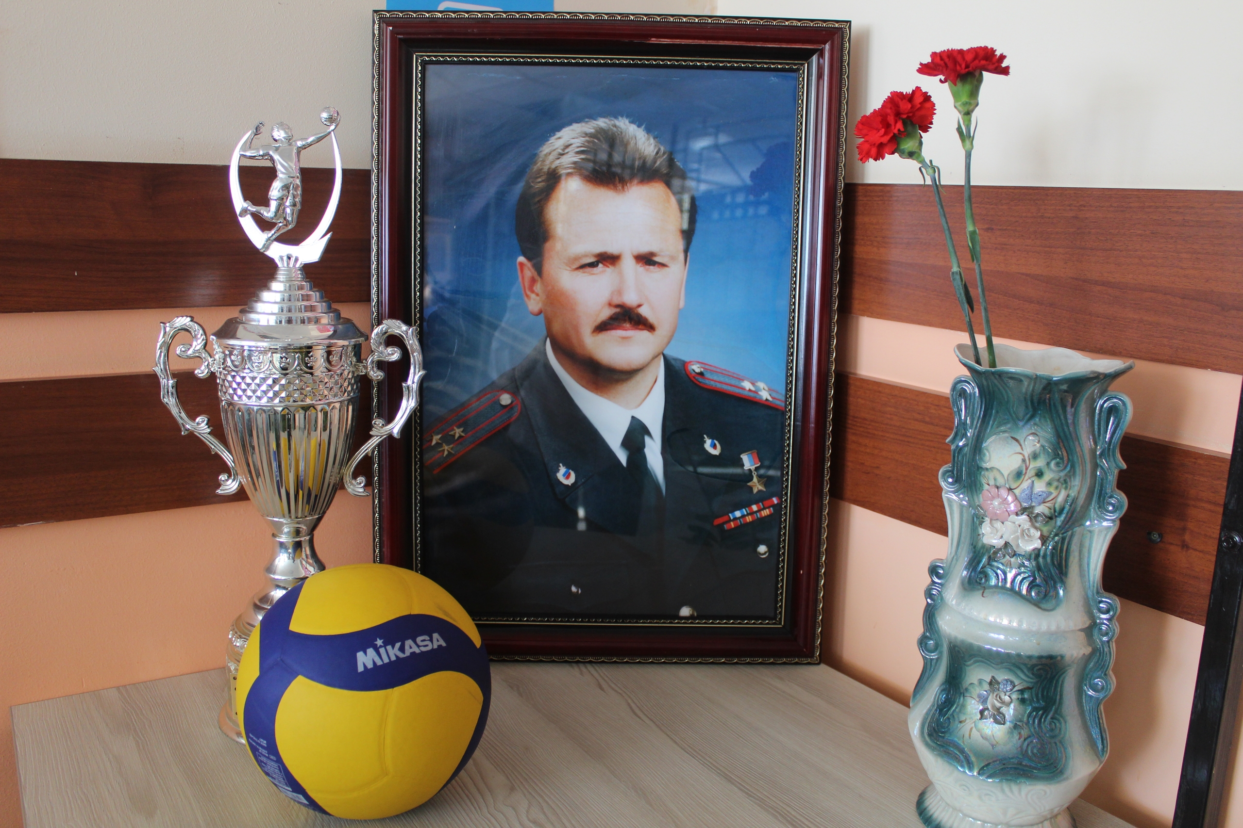 22-й турнир по волейболу, посвященный памяти выпускника школы, Героя России Владимира Васильевича Бурцева.